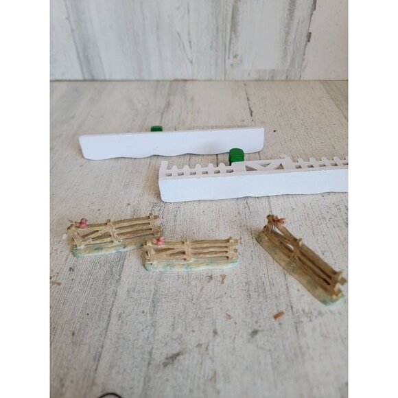 Vintage white picket fence red cardinal bird set village accessory Xmas - Picture 7 of 8